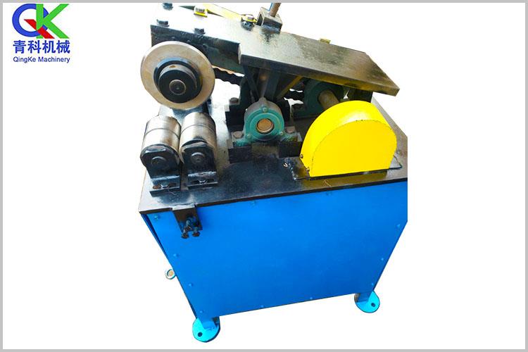 不但能夠保障管道的切口完好，而且切割大小也是很準(zhǔn)確的，無(wú)需工人上手進(jìn)行操作，簡(jiǎn)單快捷方便