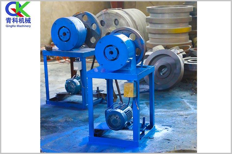 模具靈活，可根據(jù)客戶需求定制（解決方型管、長(zhǎng)方型管及六棱型縮頭）