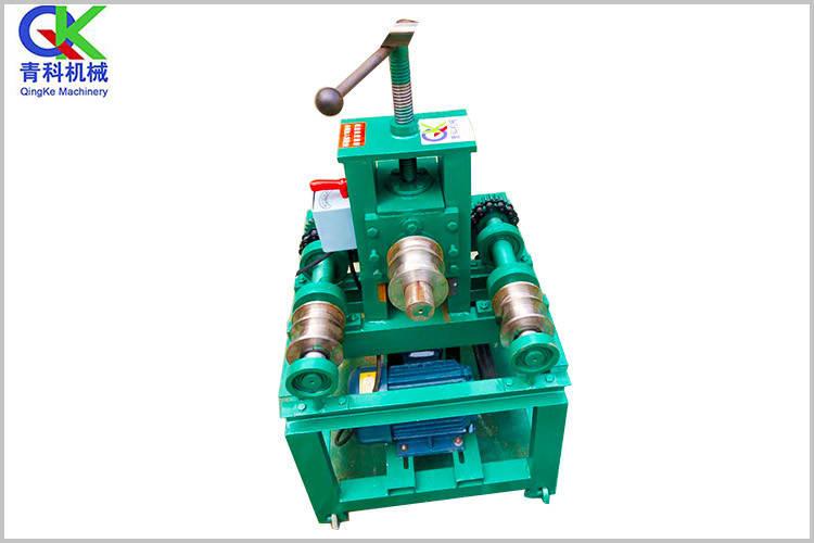 不銹鋼彎管機須良好的接地，導線不得小于4mm2銅質軟線