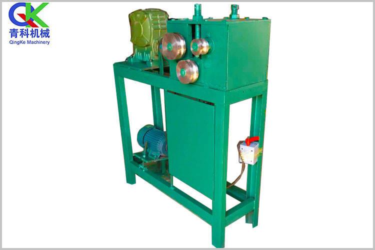 檢查液壓盤管機(jī)各部位緊固件，使之處于緊固狀態(tài)