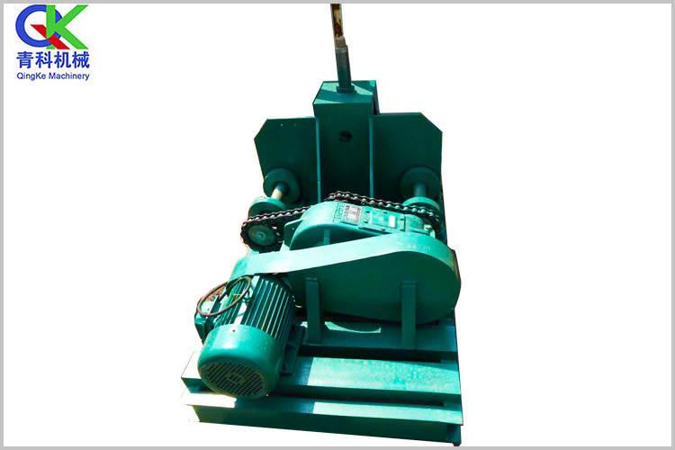 對電動(dòng)液壓彎管機(jī)的主要參數(shù)進(jìn)行測量：讓設(shè)備處于空運(yùn)行的狀態(tài)