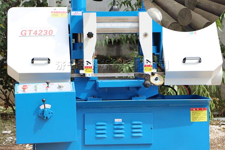 主要用于鋸切碳素結(jié)構(gòu)鋼、低合金鋼、高合金鋼、特殊合金鋼和不銹鋼、耐酸鋼等各種合金及金屬材料